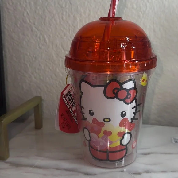 Hello Kitty Cup - Picture 2 of 2